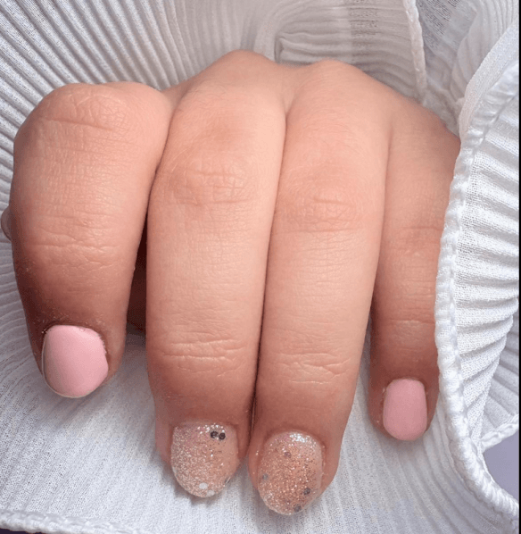 Gelnagels Langemark, West-Vlaanderen
